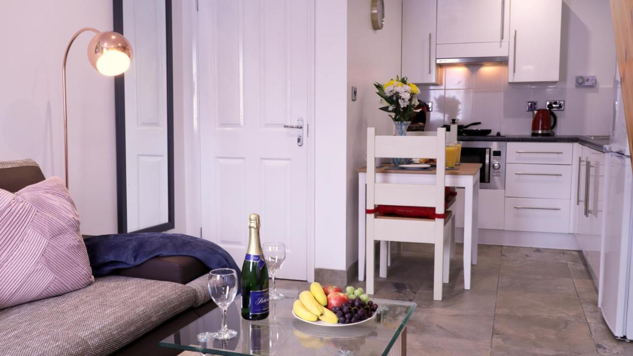 Epicsa - Family & Corporate Stay Mews Apartments With Free Parking Cambridge Zewnętrze zdjęcie